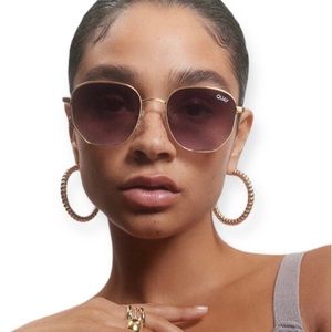 - Quay Australia Unisex Big Time Round Sunglasses